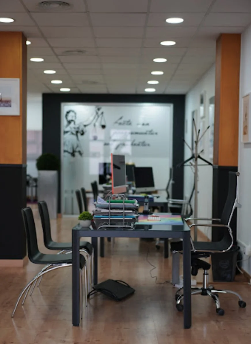 Oficinas de Cadenas Abogados